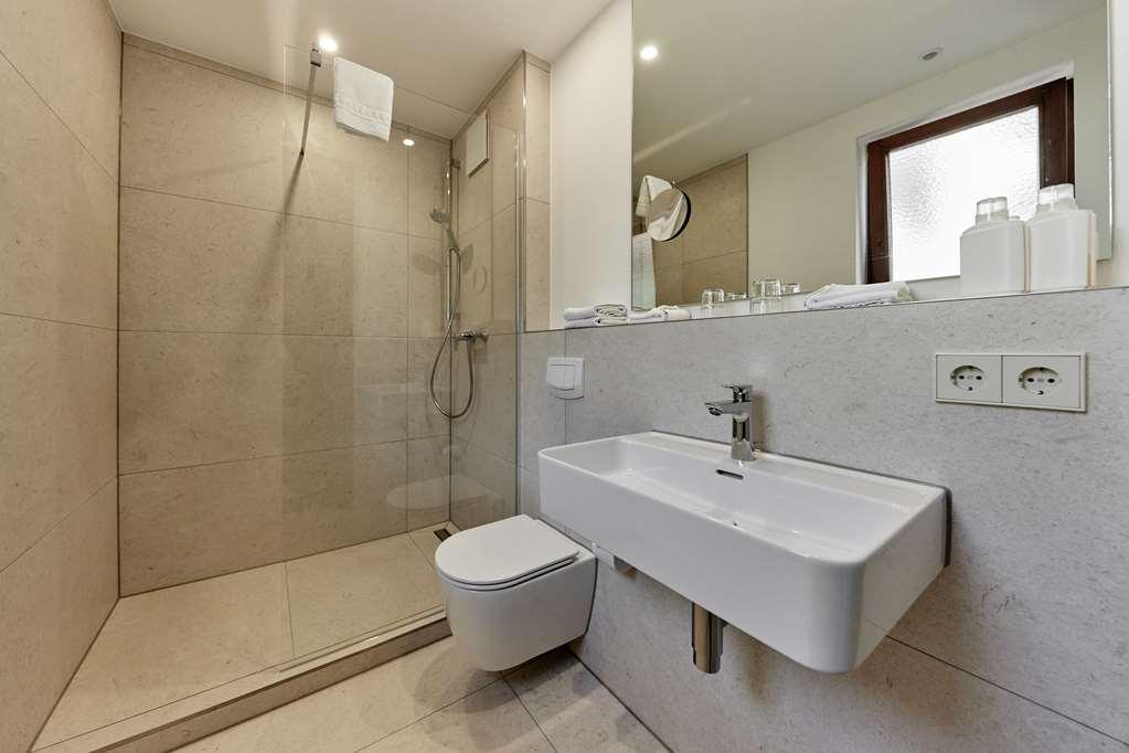 Hotel Zum Roten Baeren Freiburg Habitación foto